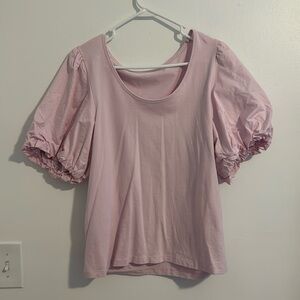 Old Navy light pink top.